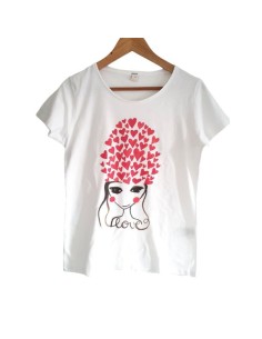Crew neck t-shirt 'Love'. Designed by Italian artist Vania Bellosi